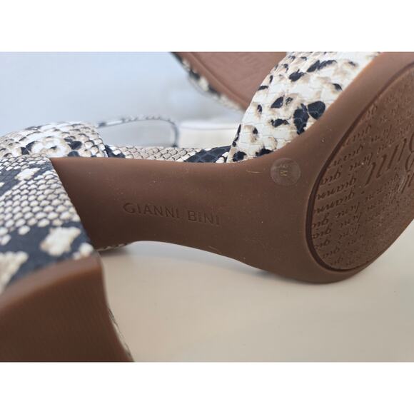 Gianni Bini Snakeskin Block Heels Size 9M Chunky Ankle Strap Pumps Preowned 4" - Picture 4 of 7
